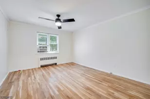 14 Wedgewood Dr, Verona, NJ 07044 - Photo 6