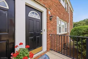 14 Dartmouth Ave, Bridgewater, NJ 08807 - Photo 2