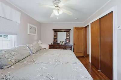 112 Jefferson Pl, Totowa, NJ 07512 - Photo 16