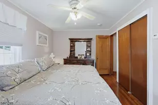 112 Jefferson Pl, Totowa, NJ 07512 - Photo 16