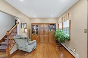 112 Jefferson Pl, Totowa, NJ 07512 - Photo 14