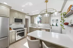 2766 Larchmont Rd, Union Township, NJ 07083 - Photo 10