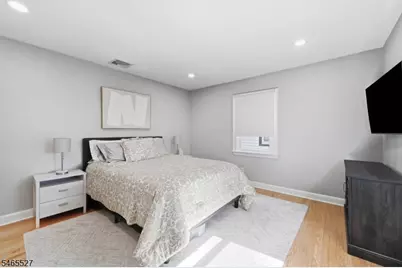 2766 Larchmont Rd, Union Township, NJ 07083 - Photo 24