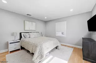 2766 Larchmont Rd, Union Township, NJ 07083 - Photo 24