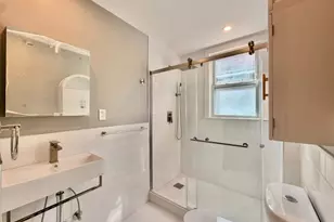 1054 Kilsyth Rd, Elizabeth, NJ 07208 - Photo 10
