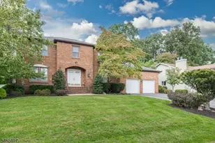 178 Webster Dr, Wayne, NJ 07470 - Photo 2