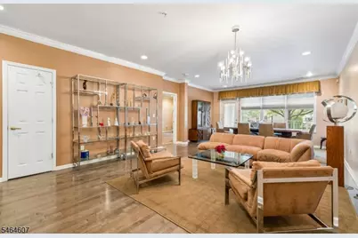 3109 Pointe Gate Dr, Livingston Twp., NJ 07039 - Photo 2