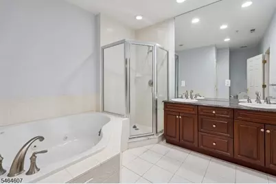 3109 Pointe Gate Dr, Livingston Twp., NJ 07039 - Photo 10