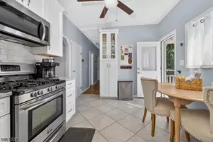 11 S 5th Ave, Manville, NJ 08835 - Photo 6