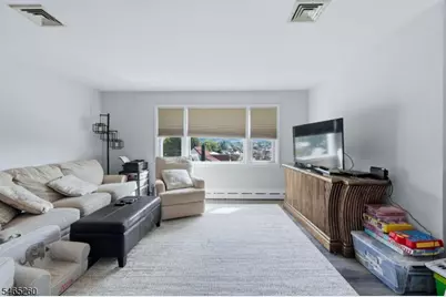 107 Crosby Ave, Totowa, NJ 07512 - Photo 22