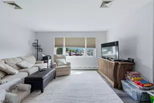 107 Crosby Ave, Totowa, NJ 07512 - Photo 22