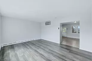 107 Crosby Ave, Totowa, NJ 07512 - Photo 4