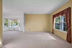 21 Reinhart Way, Bridgewater, NJ 08807 - Photo 6