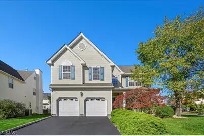 21 Reinhart Way, Bridgewater, NJ 08807 - Photo 2