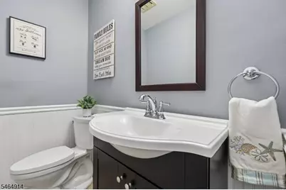 40 Brook Ter, Wayne, NJ 07470 - Photo 24