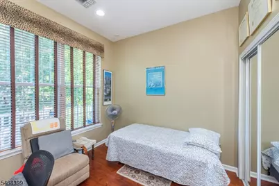 1313 Four Seasons Dr, Wayne, NJ 07470 - Photo 18