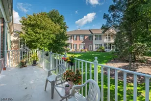 1313 4 Seasons Dr, Wayne, NJ 07470 - Photo 20