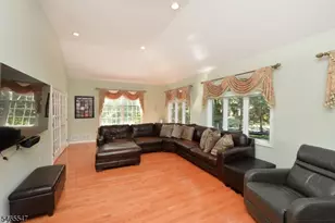 3 Bayberry Ln, North Haledon, NJ 07508 - Photo 16