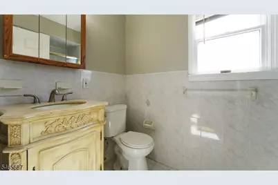 589 Cherry St, Elizabeth, NJ 07208 - Photo 22