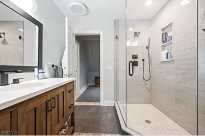 173 Point Breeze Dr, West Milford, NJ 07421 - Photo 18