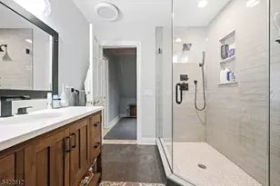 173 Point Breeze Dr, West Milford, NJ 07421 - Photo 18