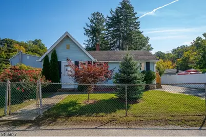 12 3rd St, Bloomingdale, NJ 07403 - Photo 2