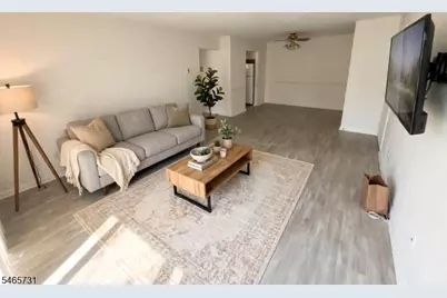 464C Liberty St #C212, Little Ferry, NJ 07643 - Photo 2