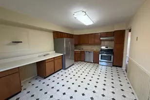 2707 Merrywood Dr, Edison, NJ 08817 - Photo 18