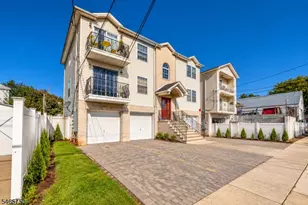 208 Oak St, Elizabeth, NJ 07201 - Photo 2
