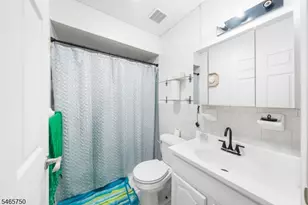 208 Oak St, Elizabeth, NJ 07201 - Photo 12