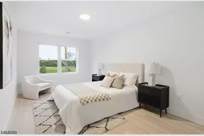 647 S 10th St, Newark, NJ 07108 - Photo 30