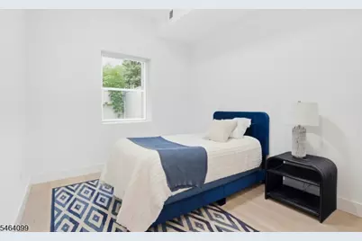 647 S 10th St, Newark, NJ 07108 - Photo 14