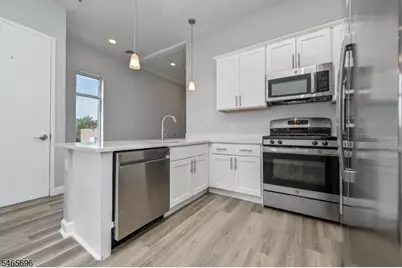 271 Millburn Ave #2A, Millburn, NJ 07041 - Photo 4