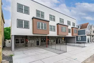 643 S 10th St, Newark, NJ 07108 - Photo 1
