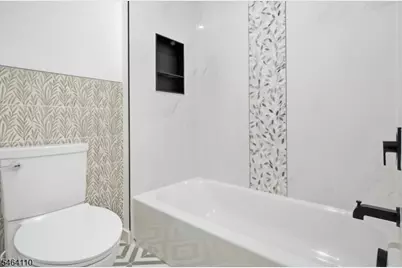 643 S 10th St, Newark, NJ 07108 - Photo 36