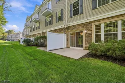 305 Waterview Ct #305, Hanover Township, NJ 07927 - Photo 2