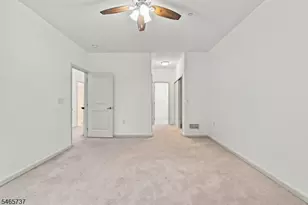 305 Waterview Ct, Hanover Township, NJ 07927 - Photo 16