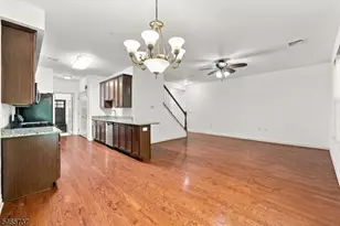 305 Waterview Ct, Hanover Township, NJ 07927 - Photo 4
