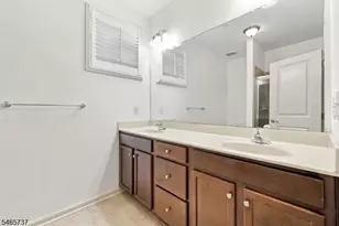 305 Waterview Ct, Hanover Township, NJ 07927 - Photo 24