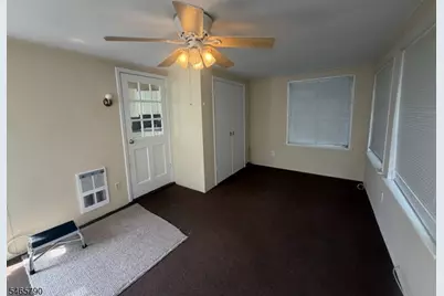 70 Glen Ave, Midland Park, NJ 07432 - Photo 6