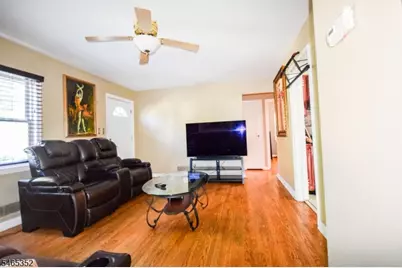 76 Orchard Dr, Clifton, NJ 07012 - Photo 12