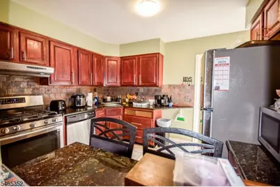 76 Orchard Dr, Clifton, NJ 07012 - Photo 16