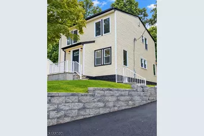 103 Vreeland Ave, Bloomingdale, NJ 07403 - Photo 1