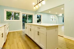 103 Vreeland Ave, Bloomingdale, NJ 07403 - Photo 6