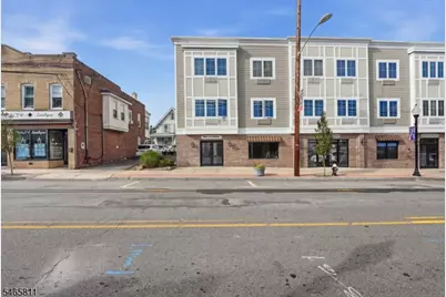 44 Main St, Little Falls Township, NJ 07424 - Photo 2