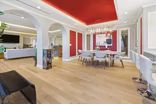 100 Carlyle Dr, Cliffside Park, NJ 07072 - Photo 8