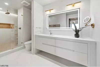 100 Carlyle Dr #VG6, Cliffside Park, NJ 07072 - Photo 36