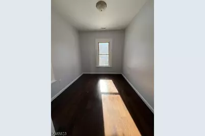 13 Garwood Pl, Irvington, NJ 07111 - Photo 8