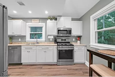 155 White Meadow Rd, Rockaway Township, NJ 07866 - Photo 2