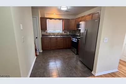 47 Cleveland St, Belleville, NJ 07109 - Photo 6